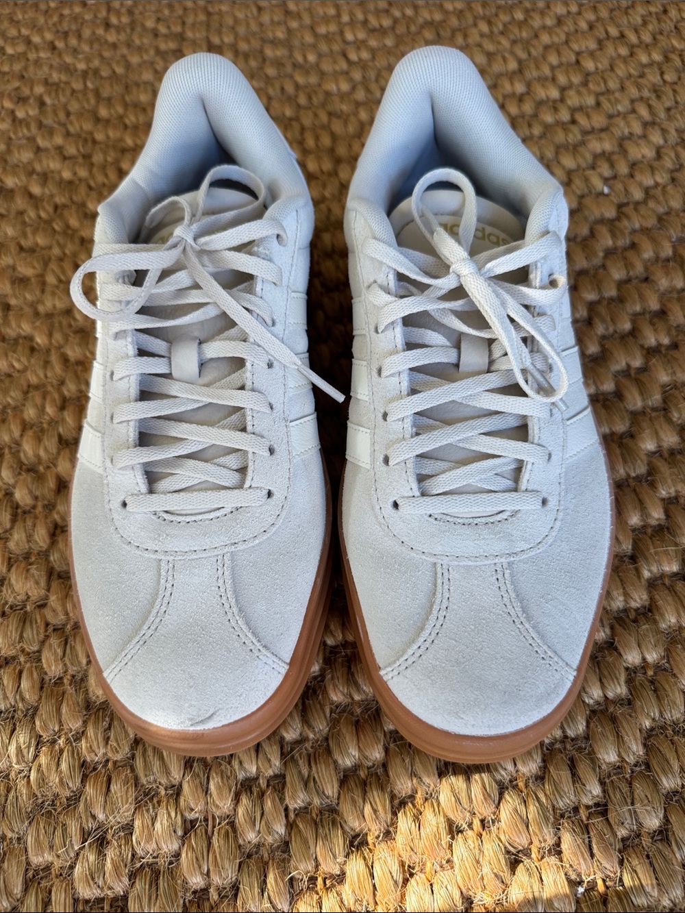 adidas Suede Sneakers in Light Gray with Gum Sole. Platform. New without tags